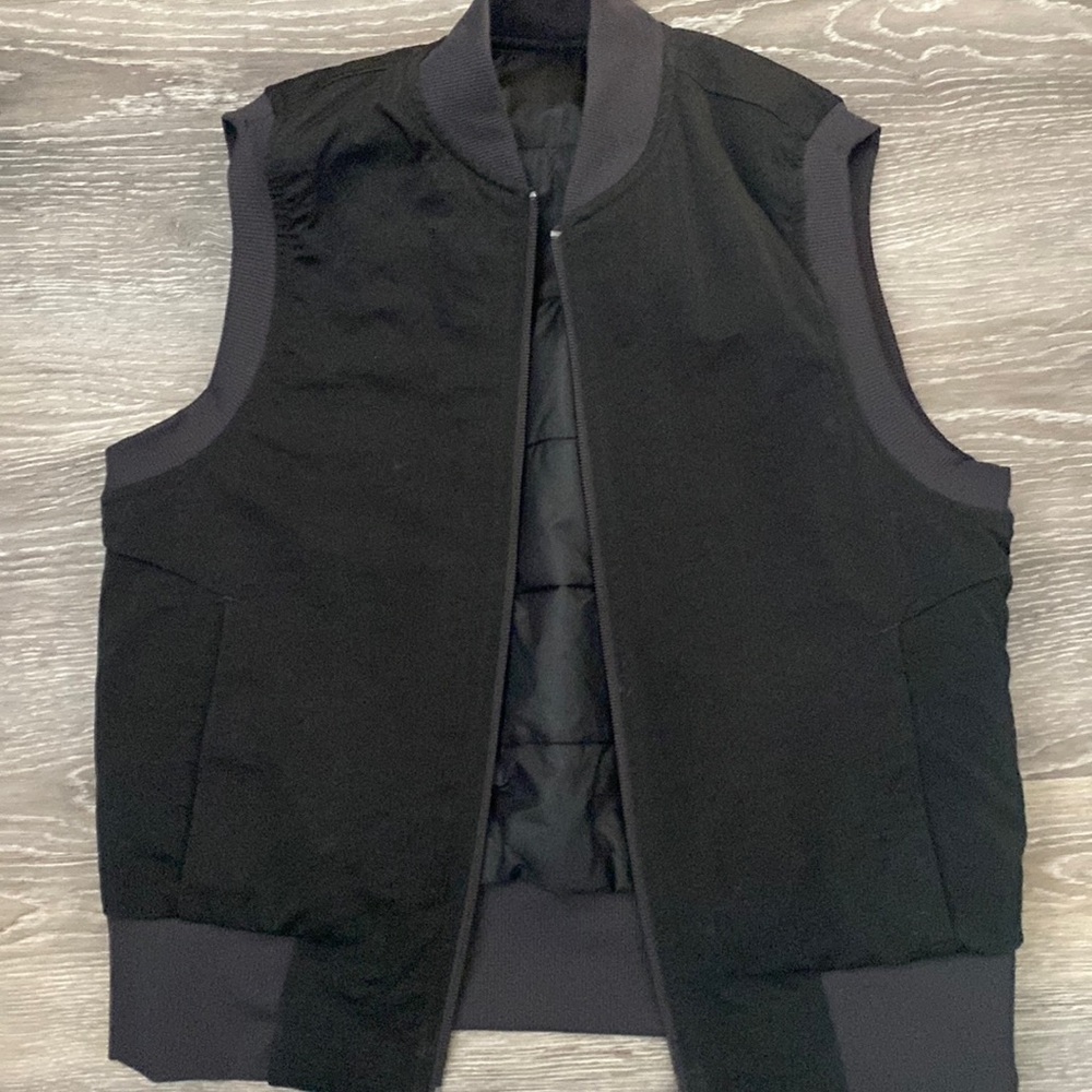 Lululemon Reversible vest